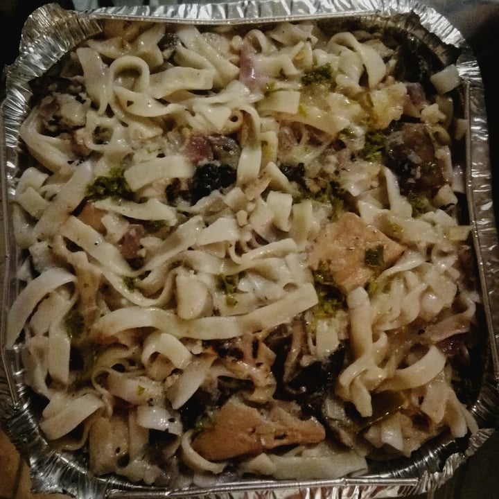 review photo of Serendipity Fusion Cafe & Deli Vegan Alfredo shared by @sirenety on 12 Apr 2022 - review