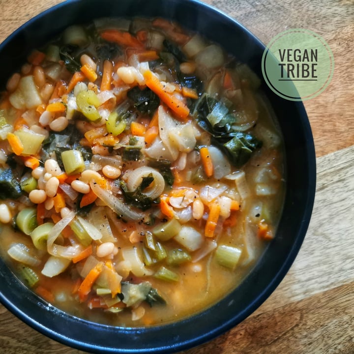 review photo of Woolworths Food Minestrone soup mix shared by @vegantribeza on 18 Jun 2021 - review