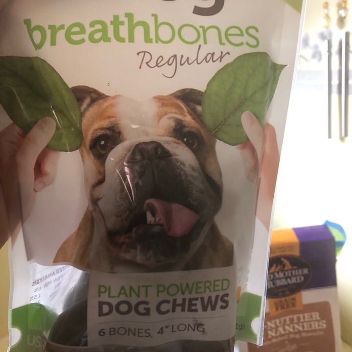 review photo of v-dog v-dog wiggle biscuits blueberry shared by @nagbrown on 30 Apr 2020 - review