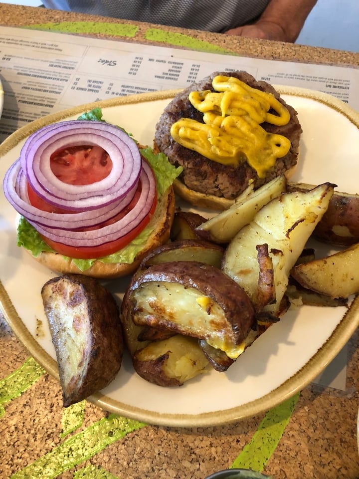photo of Holi Vegan Kitchen Impossible Burger shared by @manjugarg on  25 Jan 2020 - review