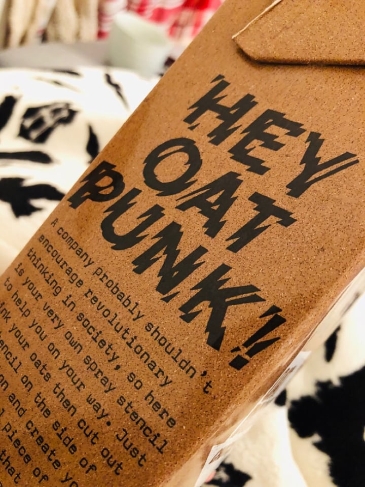 review photo of Oatly Oat Drink Chocolate shared by @laurax112 on 27 Apr 2019 - review