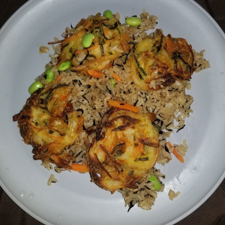 review photo of Trader Joe's Vegetable Birds Nests shared by @soberveganvan on 30 Apr 2020 - review