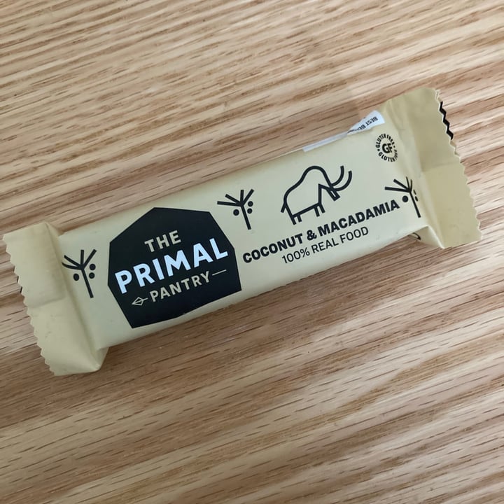 photo of The Primal Pantry Coconut&Macadamia Bar shared by @cheapsoybean on  13 May 2021 - review