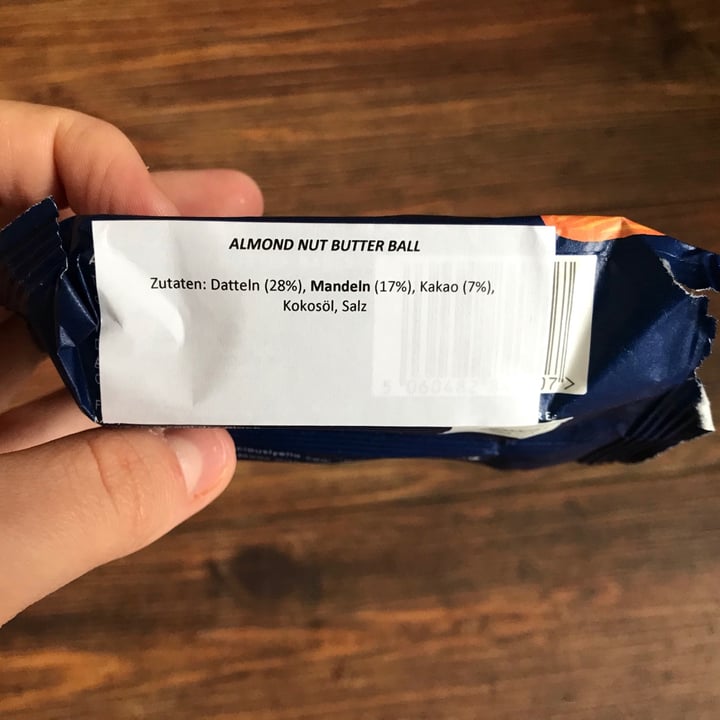 photo of Deliciously Ella Nut Butter Balls Almond shared by @inesoy on  13 Jan 2021 - review