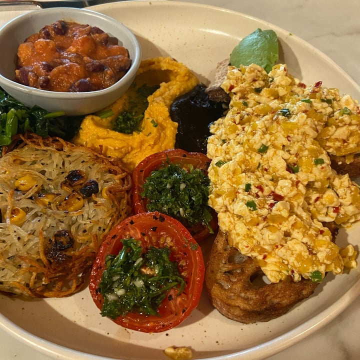 photo of Terra Madre Full Aussie Breakfast (Vegan option) shared by @vegan-everafter on  07 Aug 2022 - review