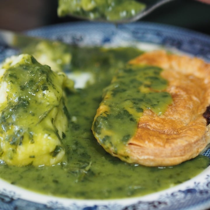 photo of The Spread Eagle Pie, Mash and Liquor shared by @sallyivens on  12 Sep 2020 - review