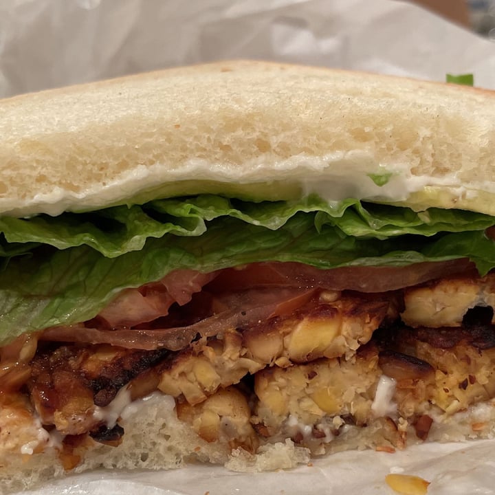 photo of DC Vegetarian BLT shared by @herbivoracious on  06 Jan 2022 - review