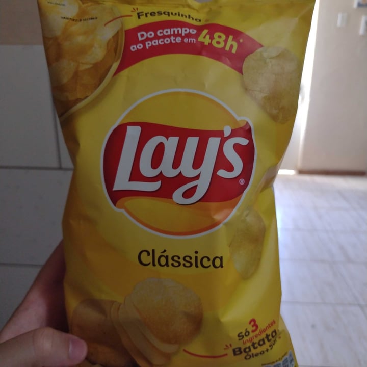 review photo of Lay's Batata lisa frita clássica shared by @gabrielcrdoso on 28 Apr 2022 - review