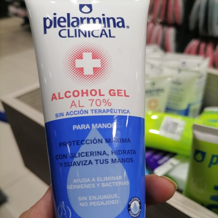 photo of Pielarmina Alcohol Gel Pielarmina shared by @dlove2009 on  25 Jul 2021 - review