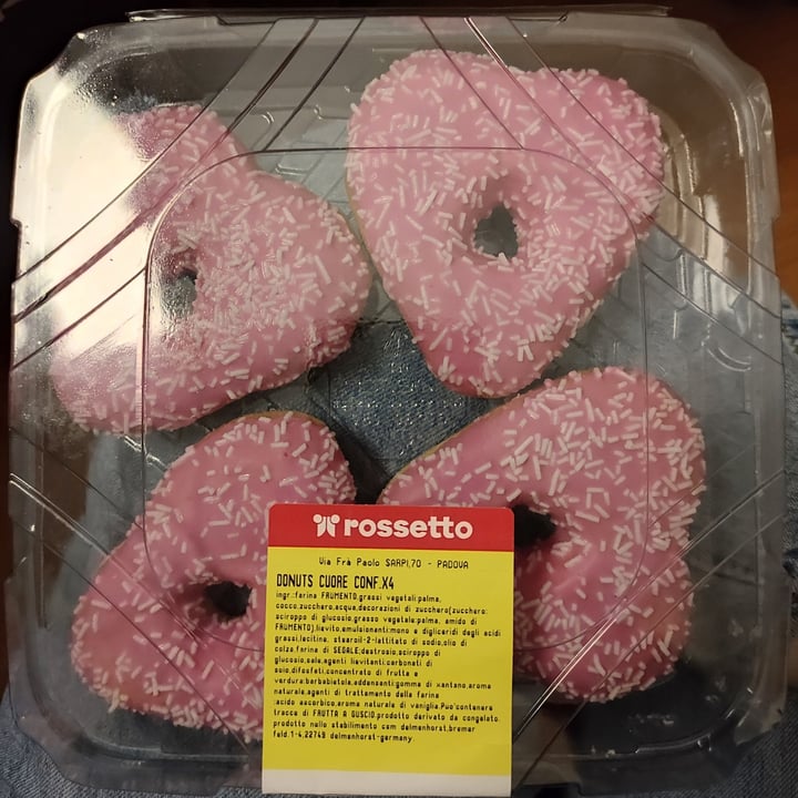 photo of Rossetto Donats shared by @strawbele on  21 Apr 2022 - review