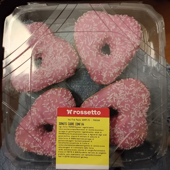 review photo of Rossetto Donats shared by @strawbele on 21 Apr 2022 - review