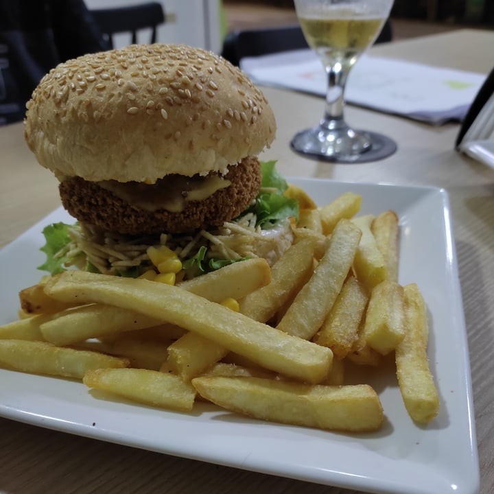 review photo of Vegalizzz (Delivery only) X Frango Veg com Fritas shared by @nuriamarques on 01 May 2022 - review