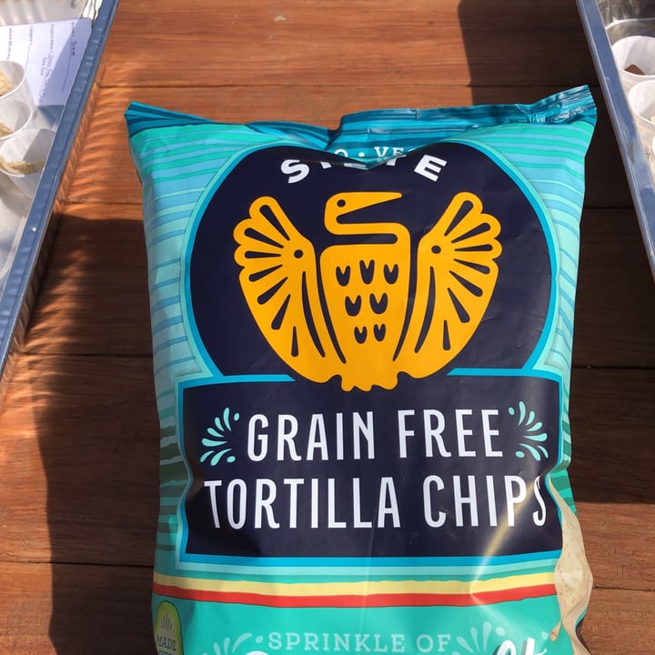 photo of Siete Family Foods Grain Free Tortilla Chips Dairy Free Ranch shared by @fullerton59 on  13 Feb 2021 - review