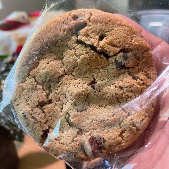 photo of Plant Power Fast Food Chocolate chip cookie shared by @razor on  17 Mar 2022 - review