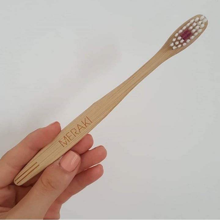 photo of Meraki Cepillos de Dientes de Bambú para Adultos shared by @cami-lopez on  29 Apr 2020 - review