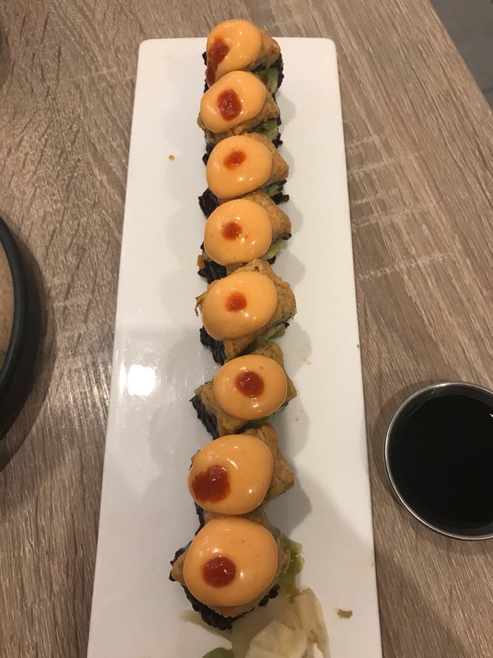 photo of Beyond Sushi (W 37th Street) Spicy Mang Sushi shared by @tj23 on  30 Jul 2019 - review