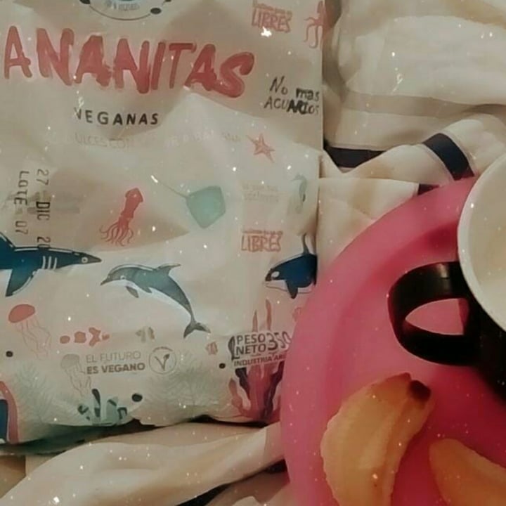 review photo of Un Rincón Vegano Bananitas Galletitas Dulces con sabor a Banana shared by @belubosch5 on 13 Jan 2021 - review