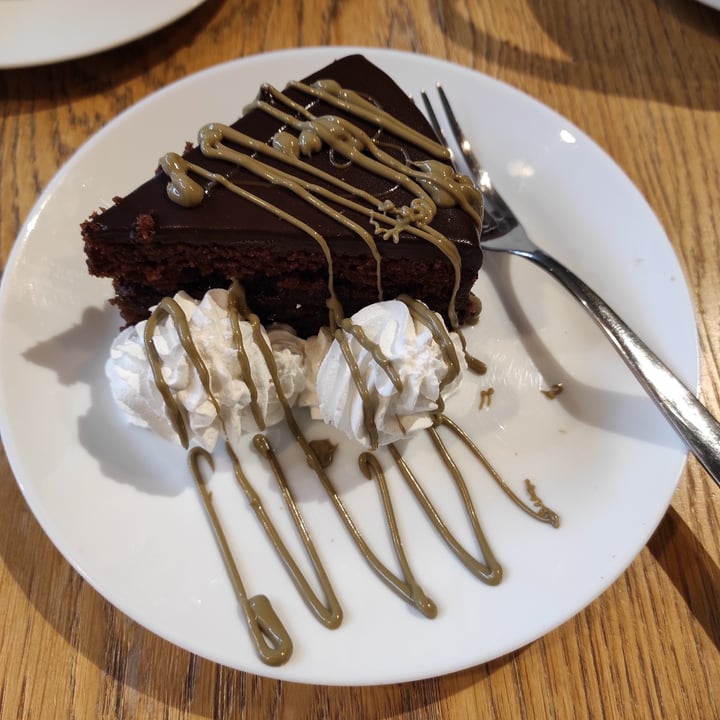 photo of Essenza Love Natural Food Torta Sacher shared by @tuscanvegan on  25 Sep 2021 - review