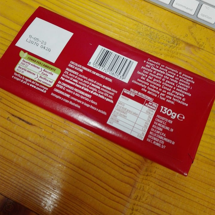 photo of Conad Cioccolato fondente con nocciole intere shared by @sughy on  14 Apr 2022 - review