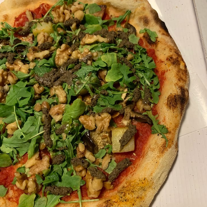 photo of Forno Dinamico Pizza Vegana shared by @vegantastecagliari on  15 May 2022 - review