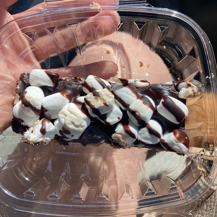 photo of Gluten Free Gem S’mores Bar shared by @avecdeschiens on  14 Apr 2022 - review