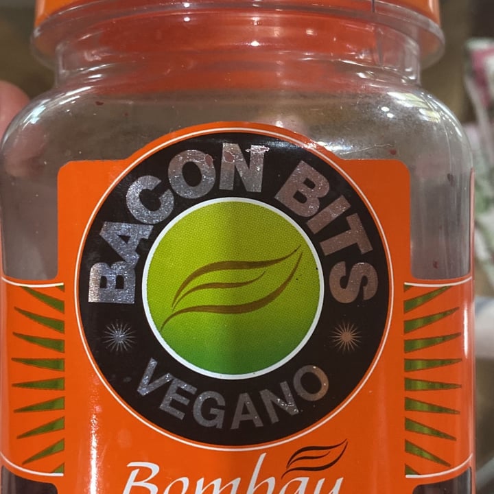 review photo of Bombay Herbs & Spices Bacon Bits - Bacon Vegano shared by @aicereinke on 18 May 2022 - review