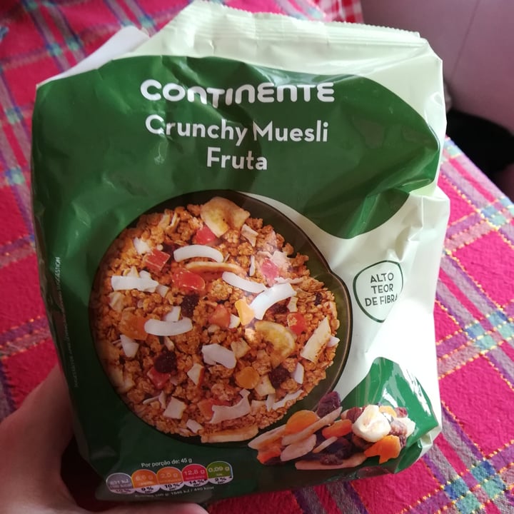 photo of Continente Crunchy Muesli shared by @helgaoliveira on  20 Mar 2022 - review