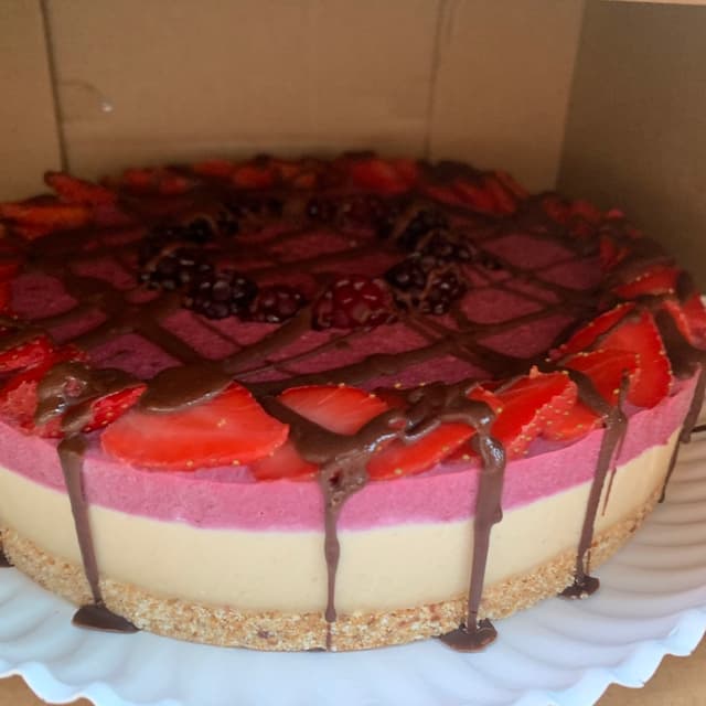 Photo of the dish “CheeseCake De Frutos Rojos”