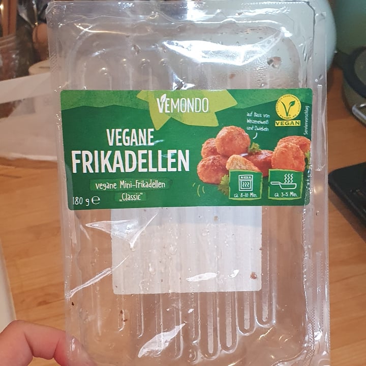 photo of Vemondo Vegane frikadelle shared by @silkesmooth on  22 Apr 2022 - review
