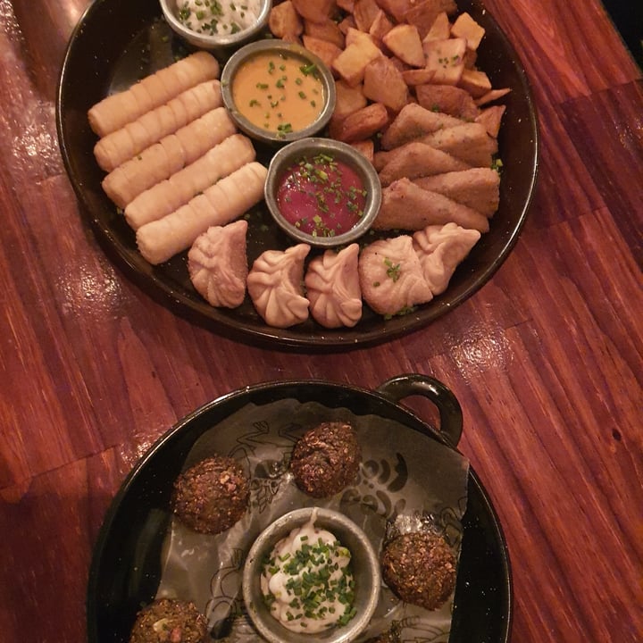 photo of Red Frog Beer House Picada Fiesta Vegana shared by @sofignzalez on  17 Aug 2022 - review
