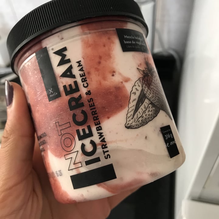 review photo of NotCo Not Icecream Strawberries & Cream shared by @sabrigonzalez on 16 Dec 2020 - review