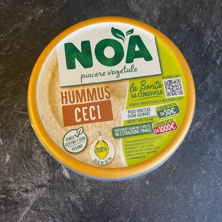 photo of noa piacere vegetale Hummus ceci shared by @francescalattanzi on  03 Oct 2022 - review