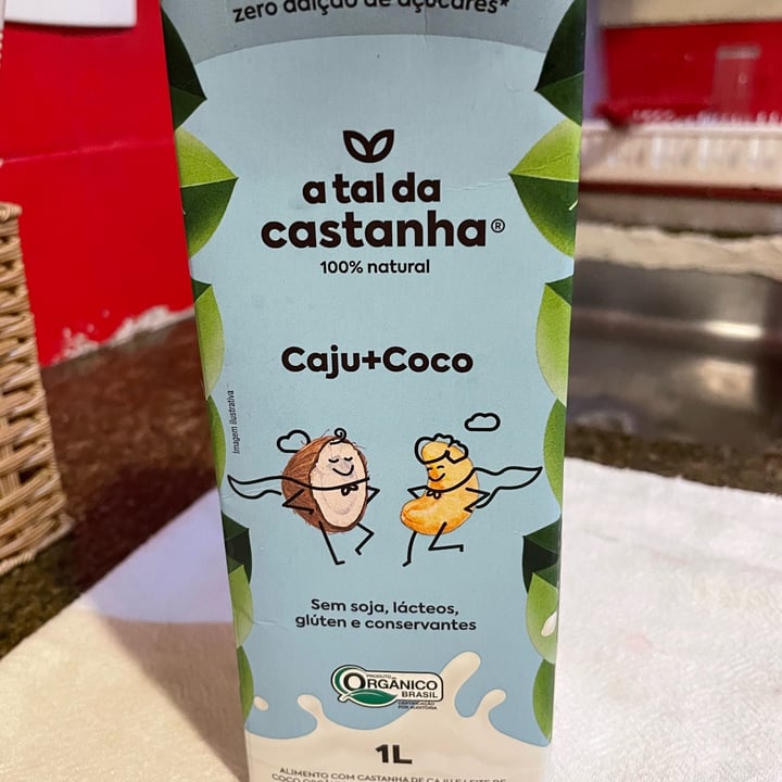 review photo of A Tal da Castanha Leite de caju e coco (cashew and coconut milk) shared by @flaviatonon on 01 May 2022 - review