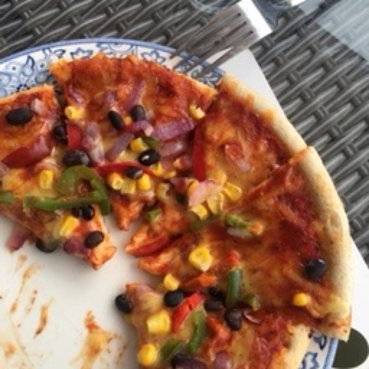 review photo of Goodfella's Goodfellas spicy vegetable salsa stonebaked pizza shared by @chazzybeanxo on 09 Aug 2020 - review