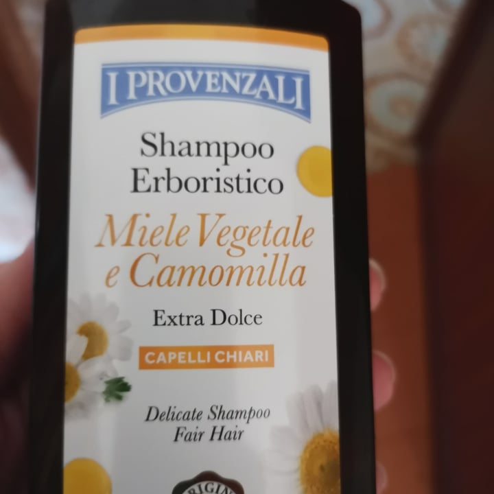 photo of I Provenzali Shampoo miele vegetale shared by @fede78 on  09 Apr 2021 - review