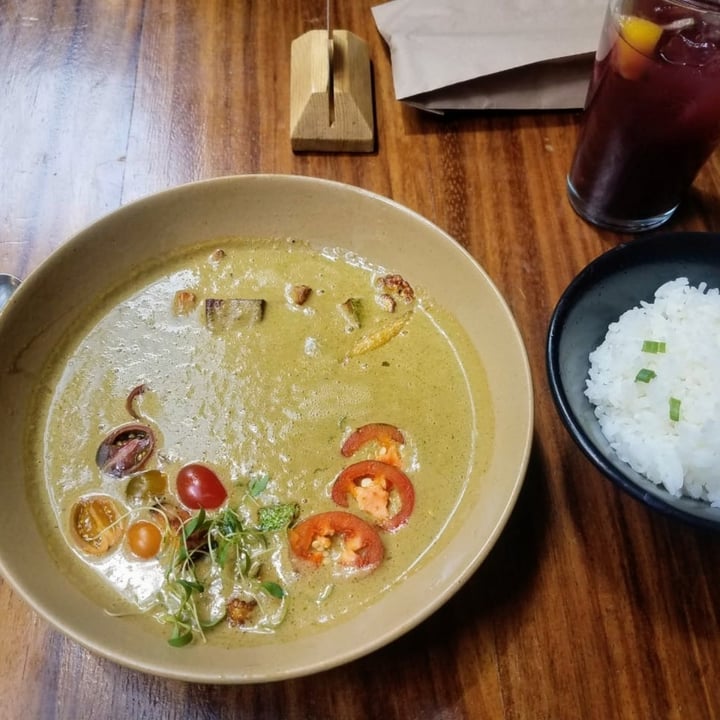 review photo of Plantasia curry verde shared by @beleneea on 06 May 2022 - review