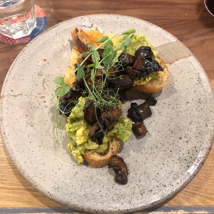 photo of Common Man Coffee Roasters Marmite Mushrooms shared by @alyrauff on  26 Nov 2020 - review