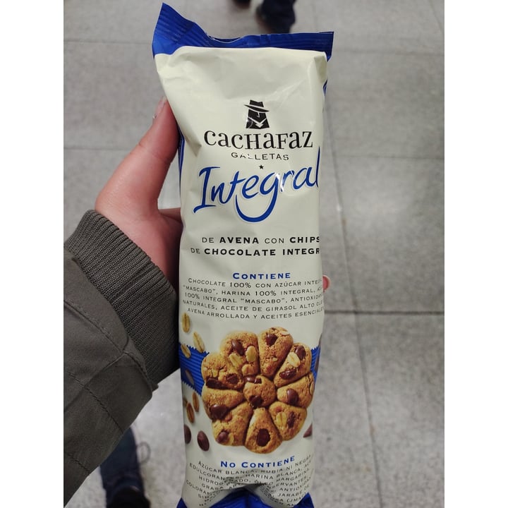 photo of Cachafaz Galletas Integral De Avena Con Chips De Chocolate shared by @mailenn on  12 Oct 2021 - review