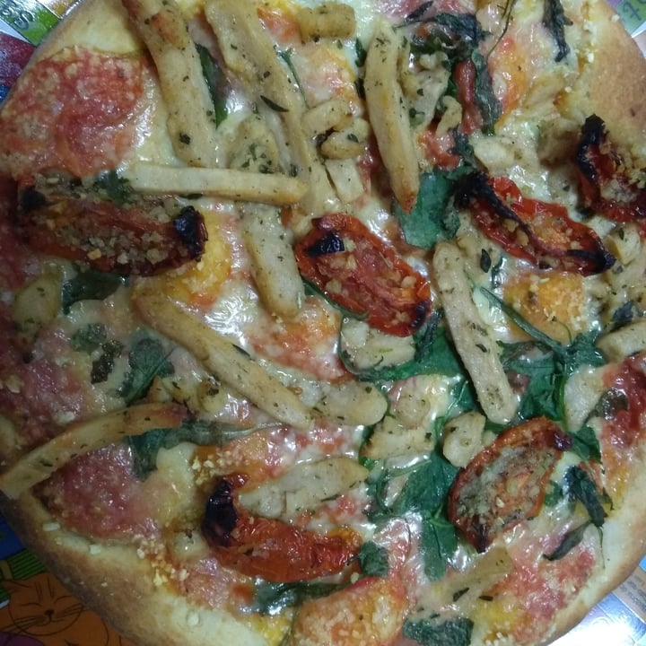 photo of Hacendado Vegan Pizza Rúcula & Tomate Seco shared by @anav86 on  07 Oct 2020 - review