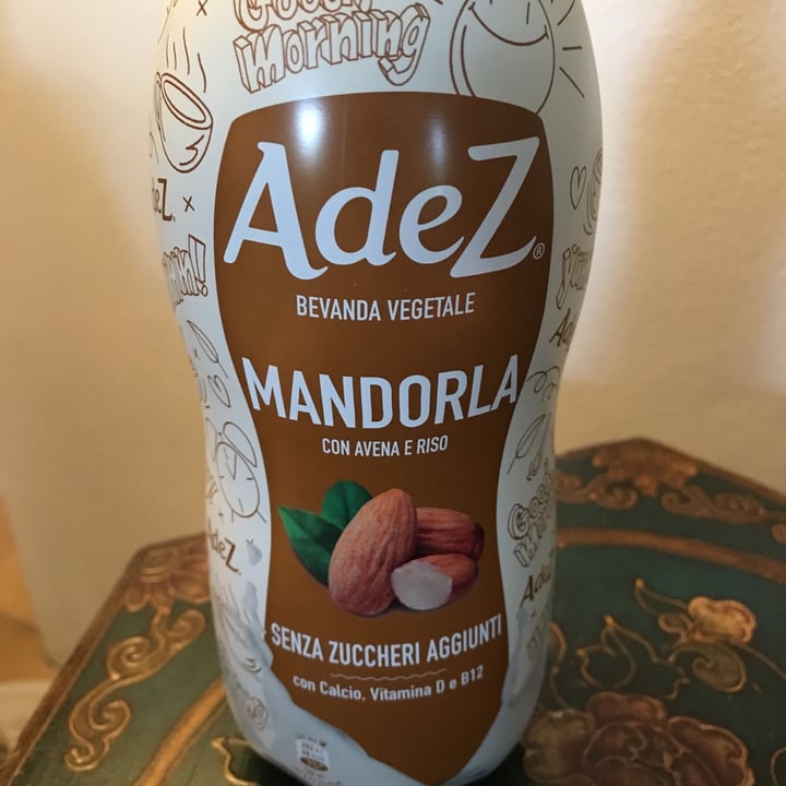photo of AdeZ Bevanda vegetale alla mandorla shared by @nabel on  24 Jul 2021 - review
