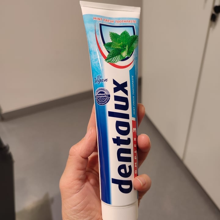 photo of Dentalux Complex 3 mint fresh toothpaste shared by @monica86 on  27 Sep 2022 - review
