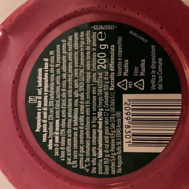 review photo of Vemondo Hummus con Barbabietola Rossa shared by @martyveg on 01 Sep 2022 - review