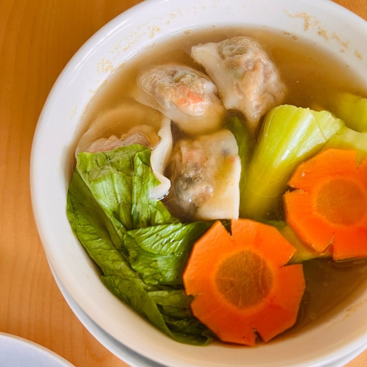 photo of Real Food Dumpling soup shared by @consciouscookieee on  04 Jul 2022 - review