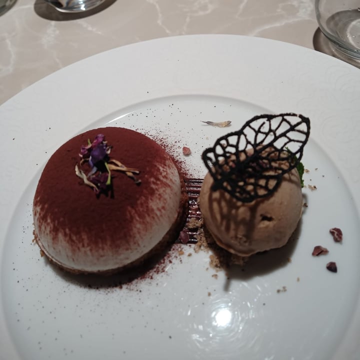 photo of Linfa Milano - Eat Different Tiratisù shared by @sapo29 on  30 Nov 2021 - review