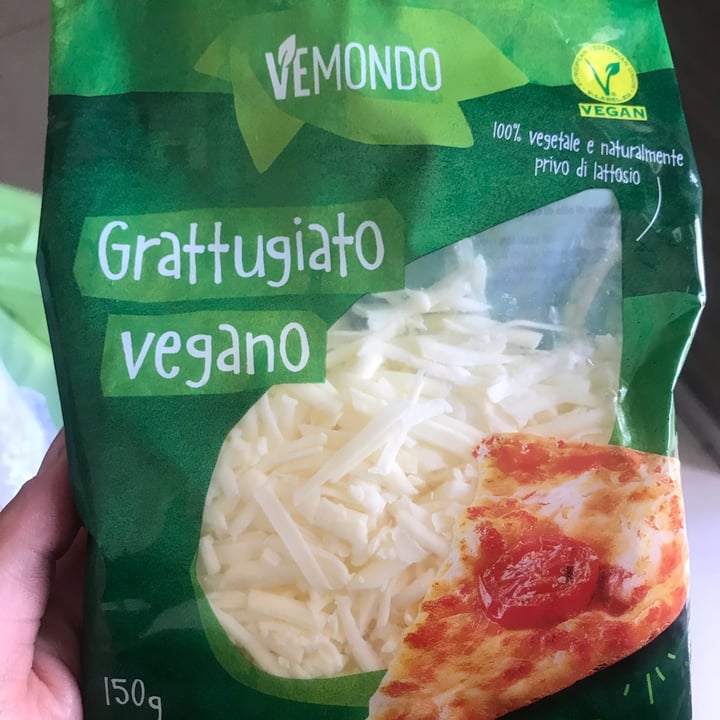 photo of Vemondo  Grattugiato Vegano shared by @pleiades on  01 Jul 2022 - review