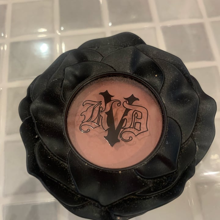 photo of KVD Beauty Everlasting blush shared by @michelaloi on  22 Jan 2022 - review