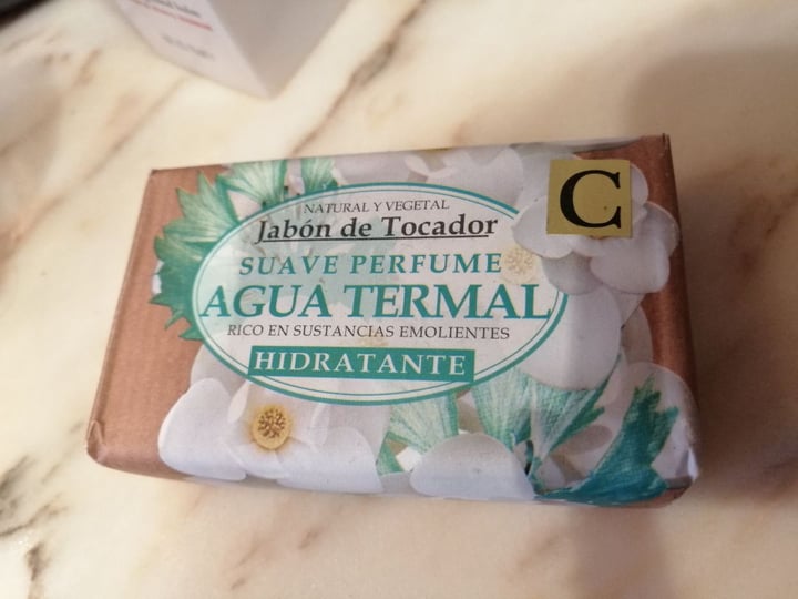 photo of Natural y vegetal Jabón de manos shared by @anagalleyda on  06 Mar 2020 - review