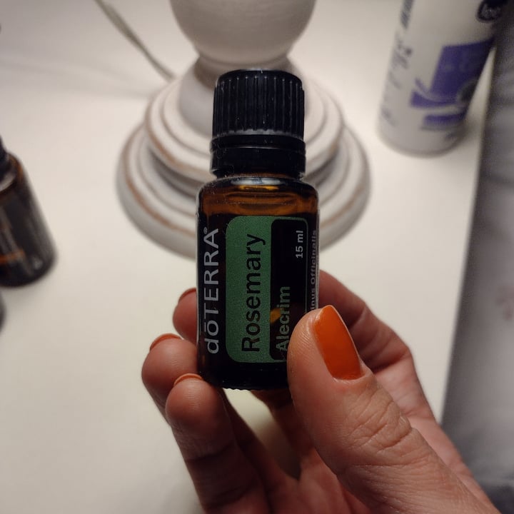 photo of dōTERRA Rosemary Essential Oil shared by @marizabarbosa on  11 May 2022 - review