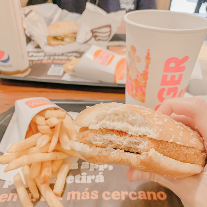 review photo of Burger King - Sucursal Facultad King Vegetal (sin mayo) shared by @maryhei on 14 Jul 2022 - review