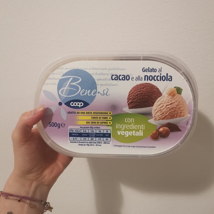 photo of Bene.Si coop Gelato Al Cacao E Alla Nocciola shared by @alifilos on  17 Apr 2022 - review